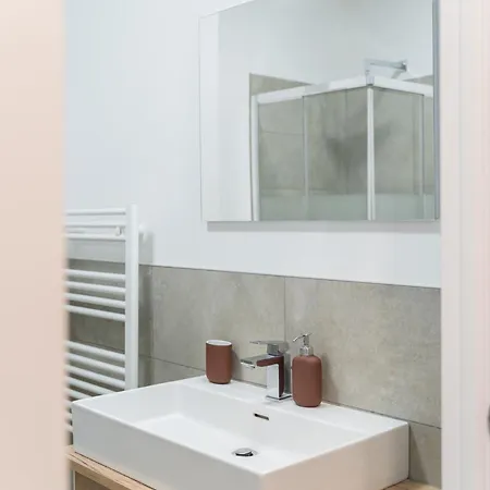 Apartman Delight - A Perfect Gateaway At Lecco