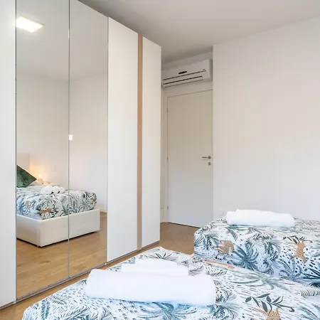 Delight - A Perfect Gateaway At * Lecco